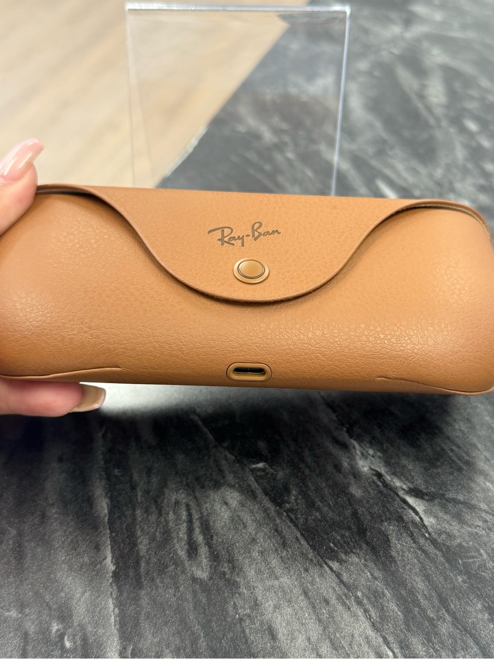 Ray-Ban Meta Charging Case -Brown Sunglasses - Picture 8 of 8